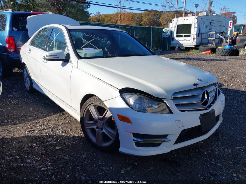 MERCEDES-BENZ C-CLASS LUXURY 4MATIC/SPORT 4MATIC