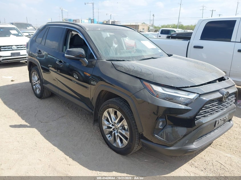 TOYOTA RAV4 XLE PREMIUM