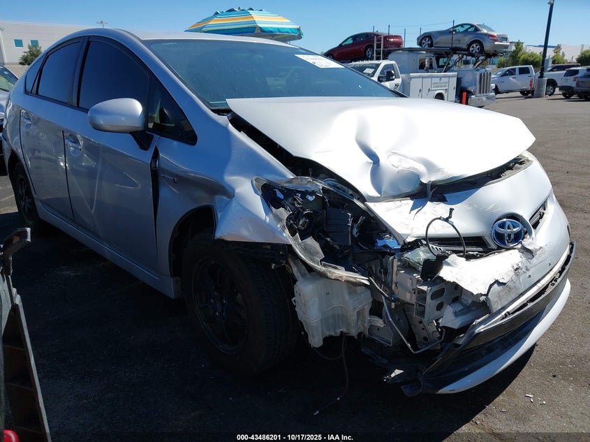 2013 TOYOTA PRIUS TWO - JTDKN3DU0D5581131