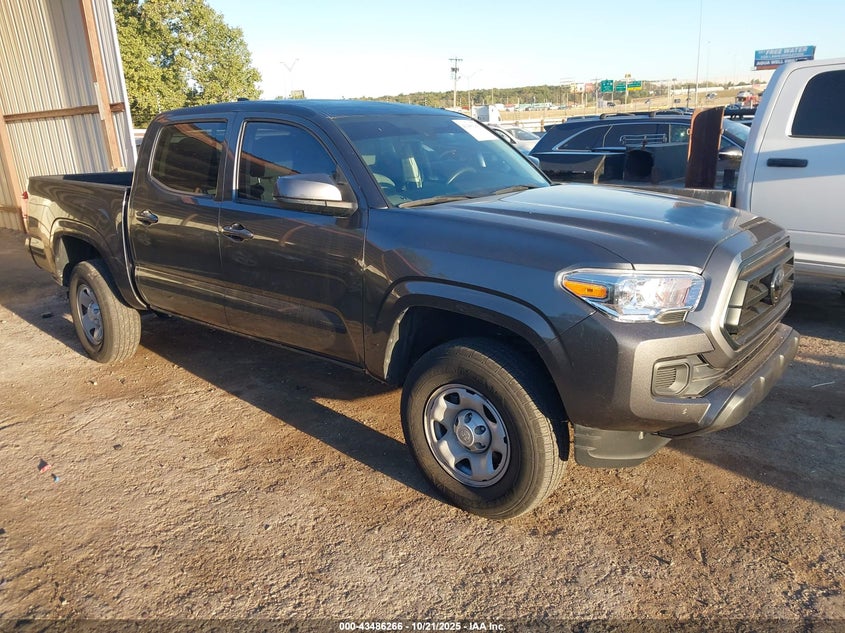 TOYOTA TACOMA SR V6