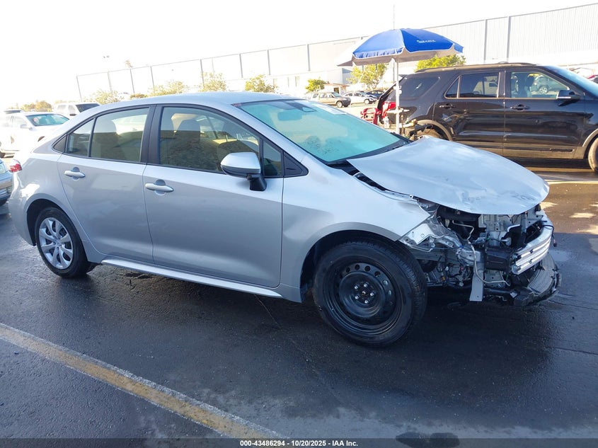 TOYOTA COROLLA HYBRID LE