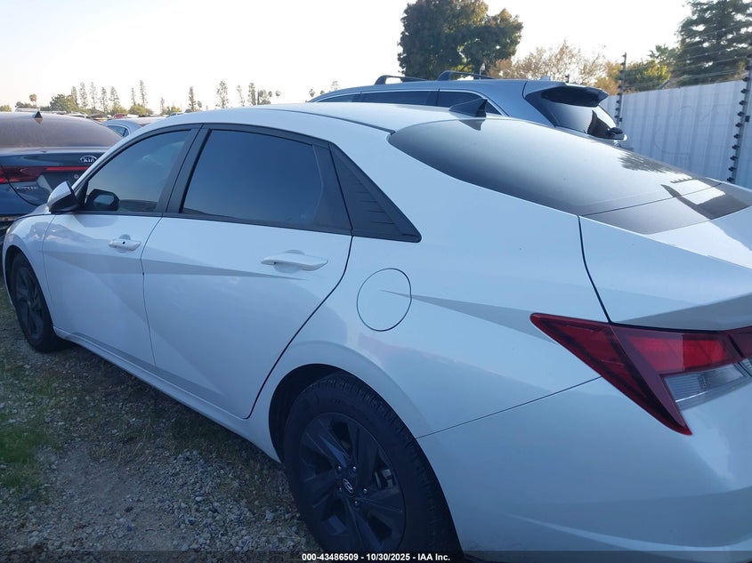 2022 Hyundai Elantra Sel VIN: 5NPLS4AGXNH070948 Lot: 43486509
