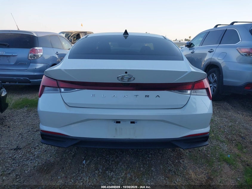 2022 Hyundai Elantra Sel VIN: 5NPLS4AGXNH070948 Lot: 43486509