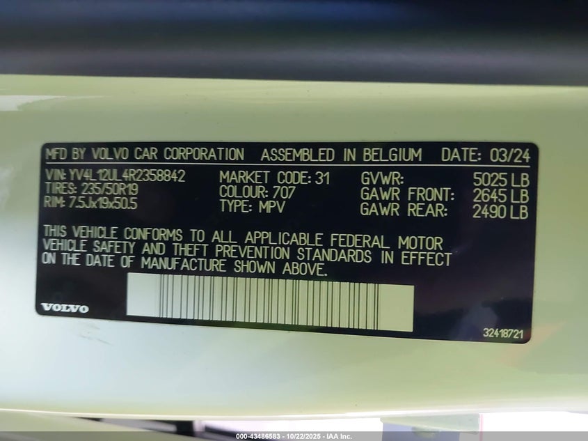 2024 VOLVO XC40 B5 PLUS DARK THEME YV4L12UL6R2380020