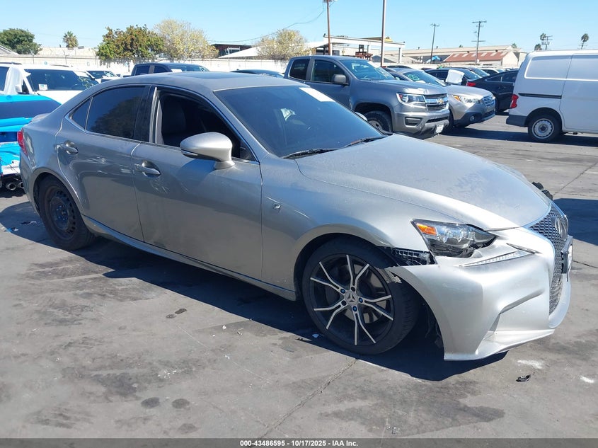 LEXUS IS 200T IS 200T