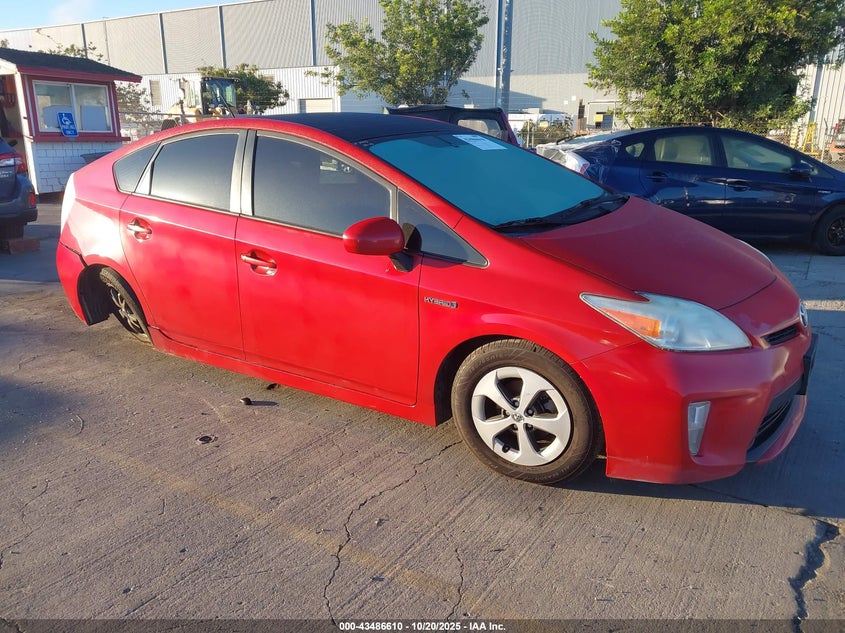 2013 TOYOTA PRIUS FOUR - JTDKN3DU0D5660427