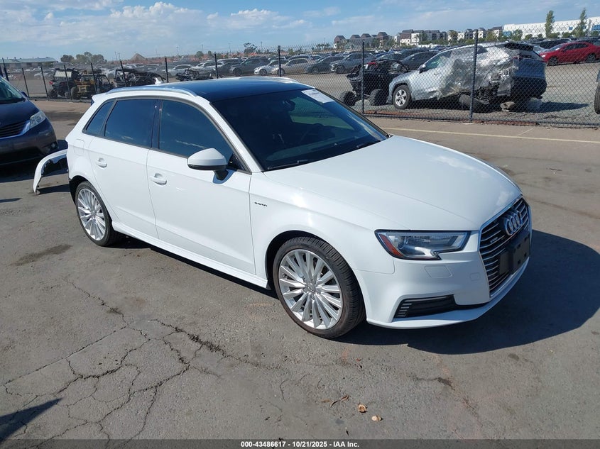 2017 AUDI A3 E-TRON 1.4T PREMIUM - WAUUPBFF1HA111051