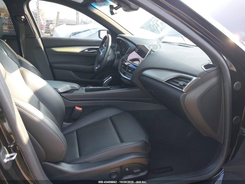 2024 CADILLAC CT5 LUXURY 1G6DM5RKXR0115597