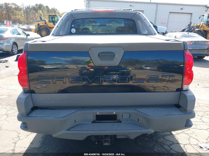 2002 Chevrolet Avalanche 1500 VIN: 3GNEK13T82G301245 Lot: 43486745