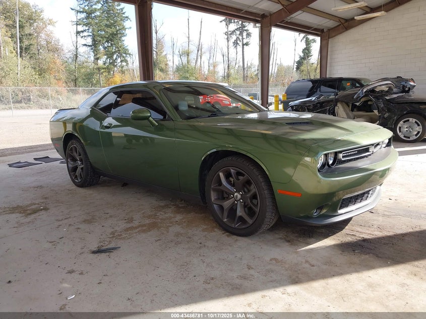 DODGE CHALLENGER SXT