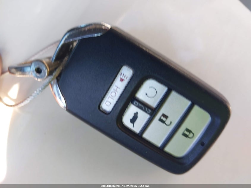 2017 HONDA PILOT EX-L 5FNYF5H5XHB002852