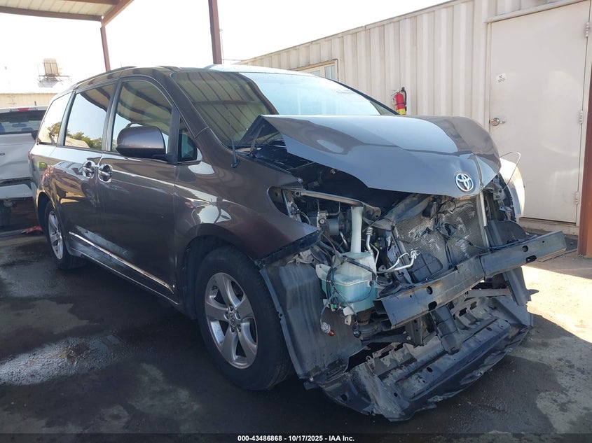 2014 TOYOTA SIENNA LE V6 8 PASSENGER - 5TDKK3DC3ES451291