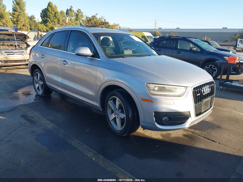 AUDI Q3 2.0T PREMIUM PLUS