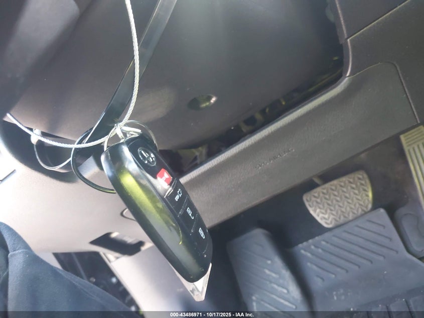 2025 TOYOTA CAMRY LE 4T1DAACK8SU003494