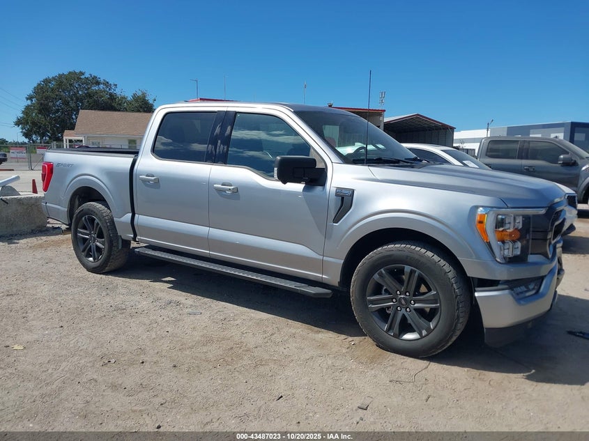 FORD F-150 XLT