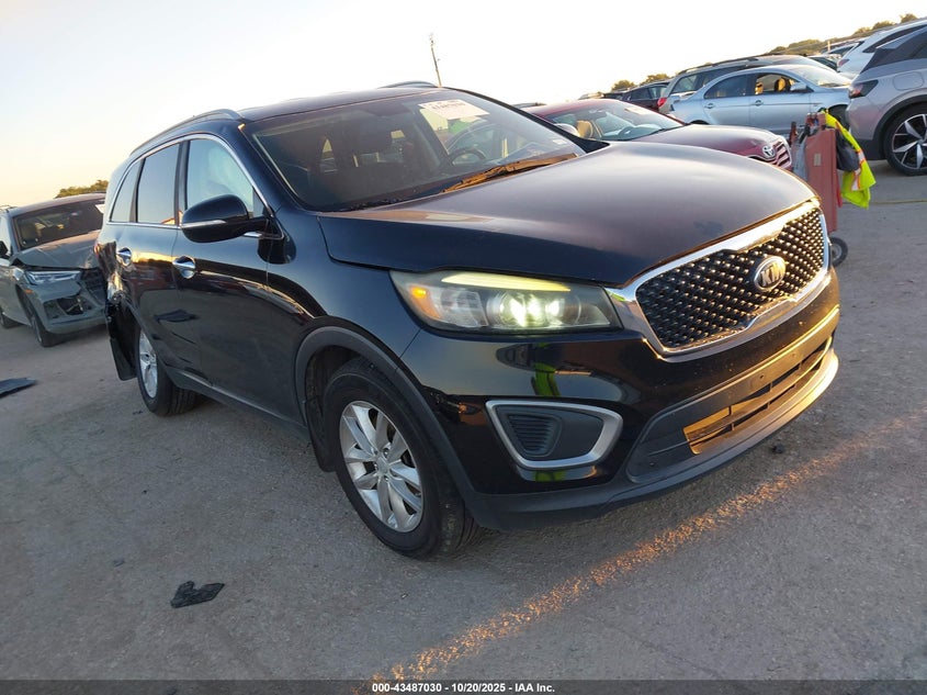 2016 KIA SORENTO 3.3L LX - 5XYPG4A53GG083908