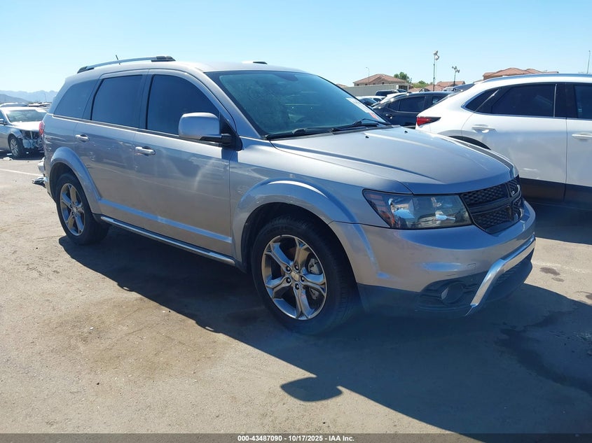 DODGE JOURNEY CROSSROAD PLUS