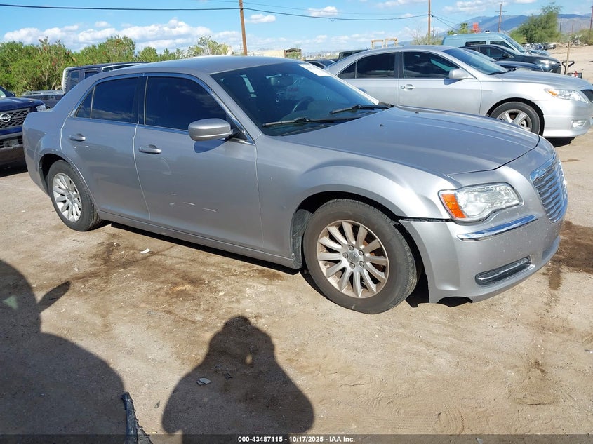 2014 CHRYSLER 300 - 2C3CCAAG2EH382657
