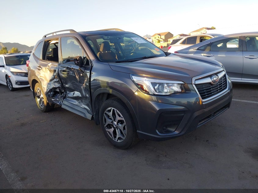 SUBARU FORESTER PREMIUM