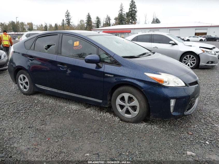 TOYOTA PRIUS FOUR