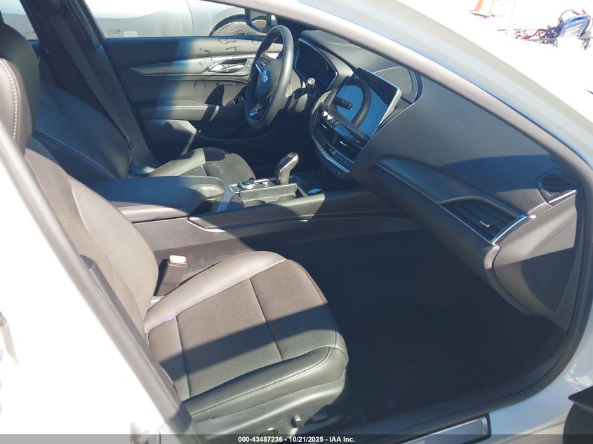 2020 CADILLAC CT5 PREMIUM LUXURY 1G6DN5RK9L0136428