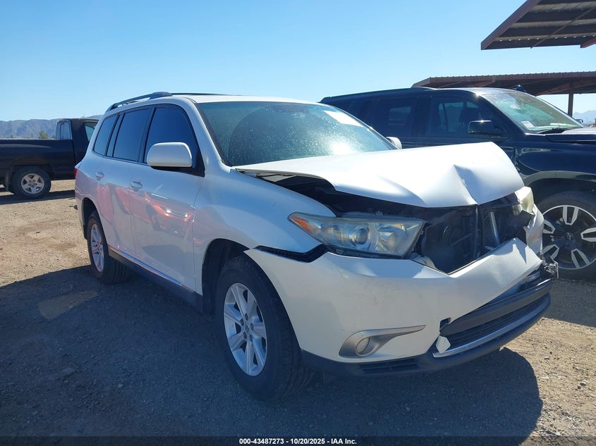 TOYOTA HIGHLANDER SE V6