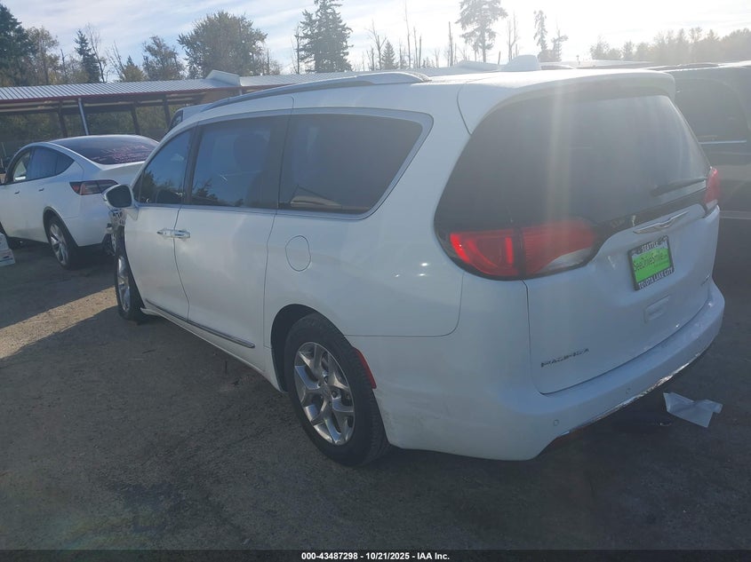 2019 CHRYSLER PACIFICA LIMITED - 2C4RC1GG6KR552053