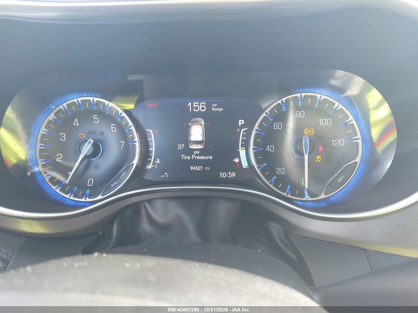 2019 CHRYSLER PACIFICA LIMITED - 2C4RC1GG6KR552053