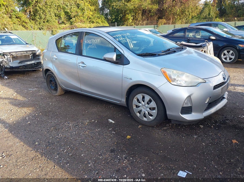 TOYOTA PRIUS C THREE