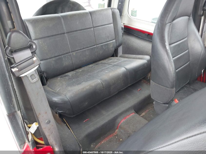 2002 Jeep Wrangler Se VIN: 1J4FA29P62P758125 Lot: 43487505