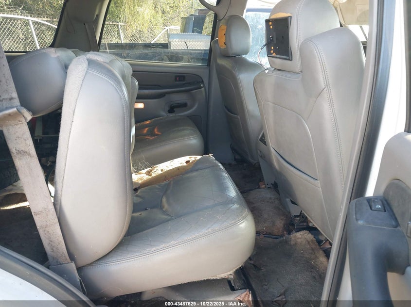 2003 Chevrolet Tahoe Z71 VIN: 1GNEK13Z13R215250 Lot: 43487629