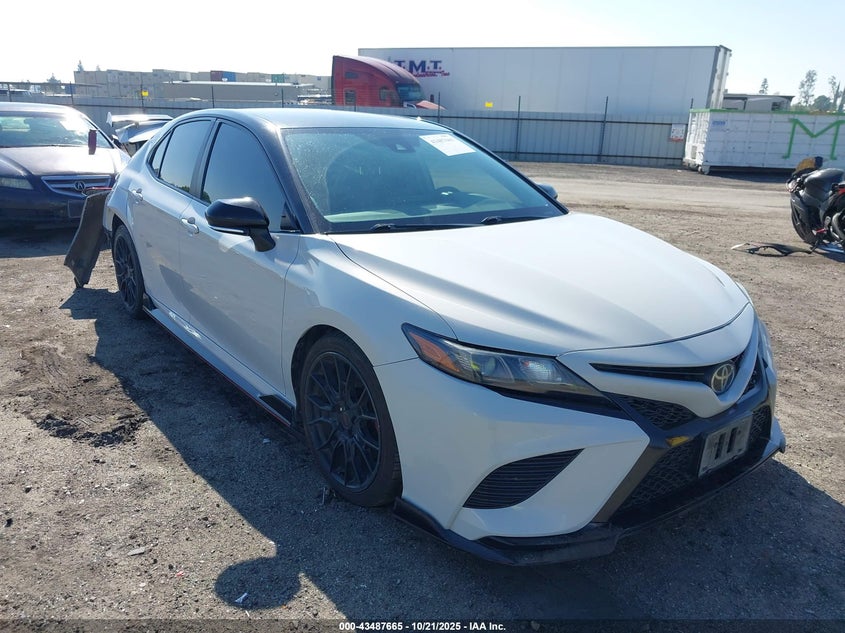 TOYOTA CAMRY TRD