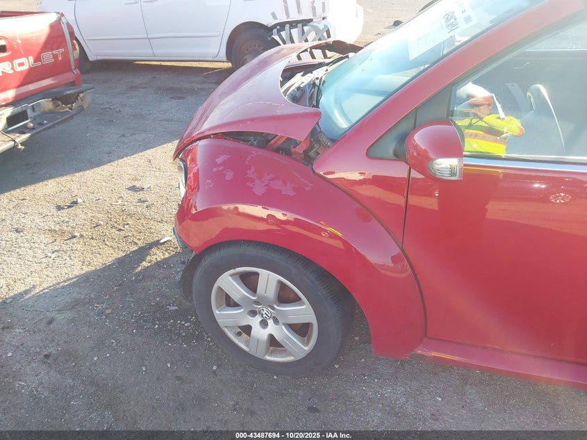 3VWRF31Y37M412946 2007 VOLKSWAGEN BEETLE photo no. 6