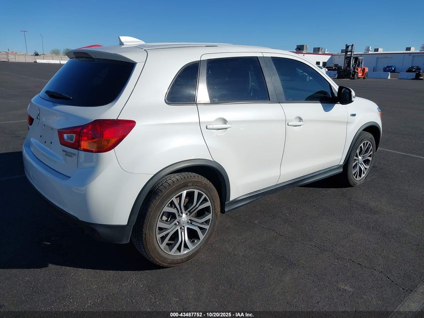 Vin: ja4ap3au8hz062301, lot: 43982711, mitsubishi outlander sport 2.0 es 20174