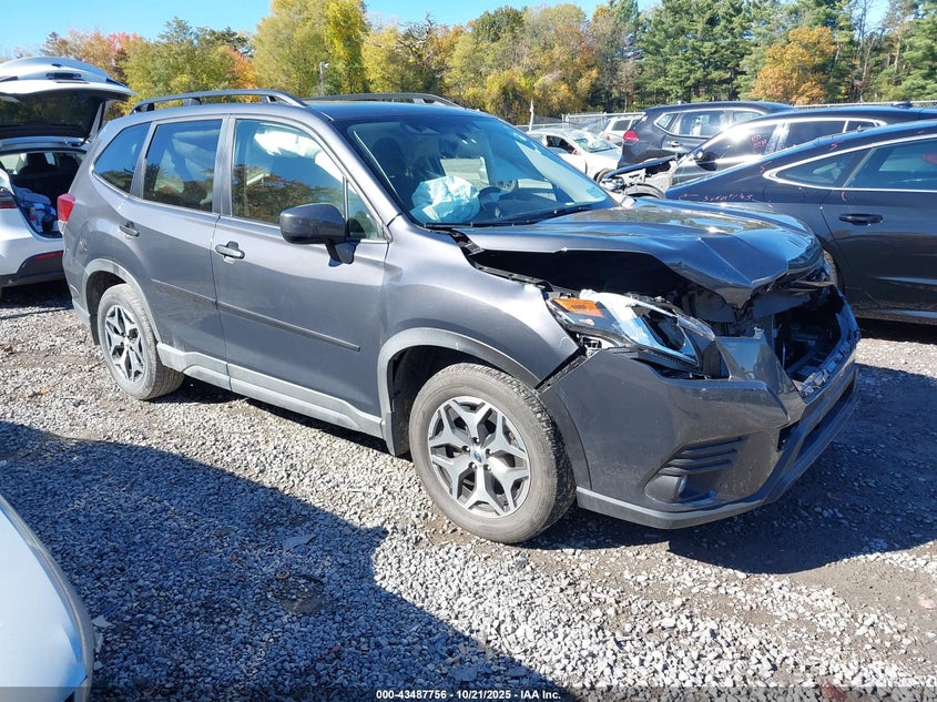 SUBARU FORESTER PREMIUM