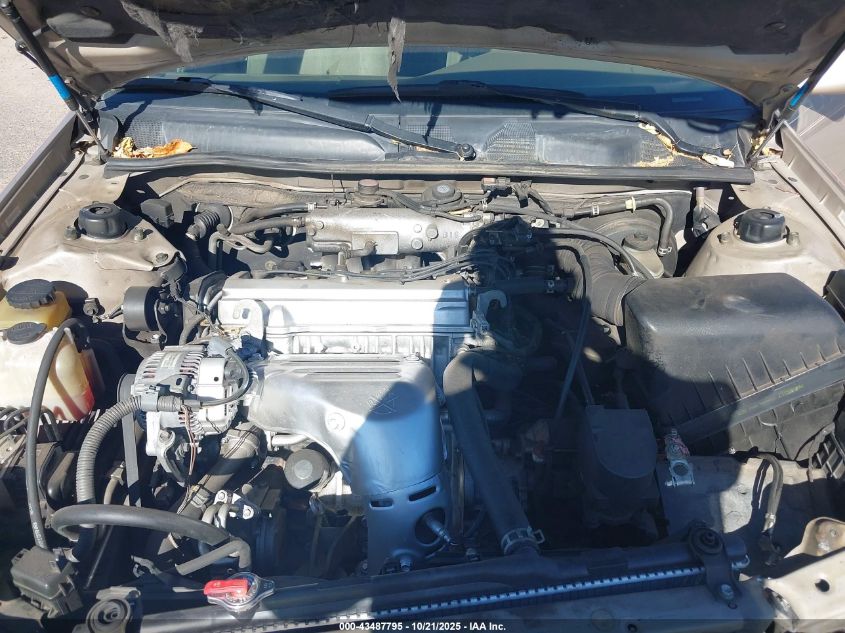 2000 Toyota Camry Le VIN: 4T1BG22K1YU623951 Lot: 43487795