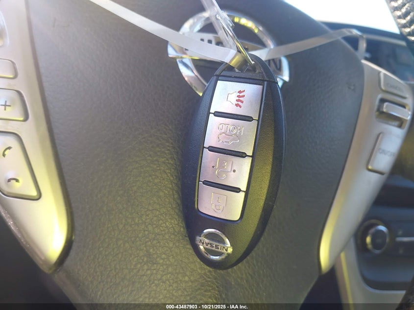 2015 NISSAN SENTRA SR 3N1AB7AP9FY301337