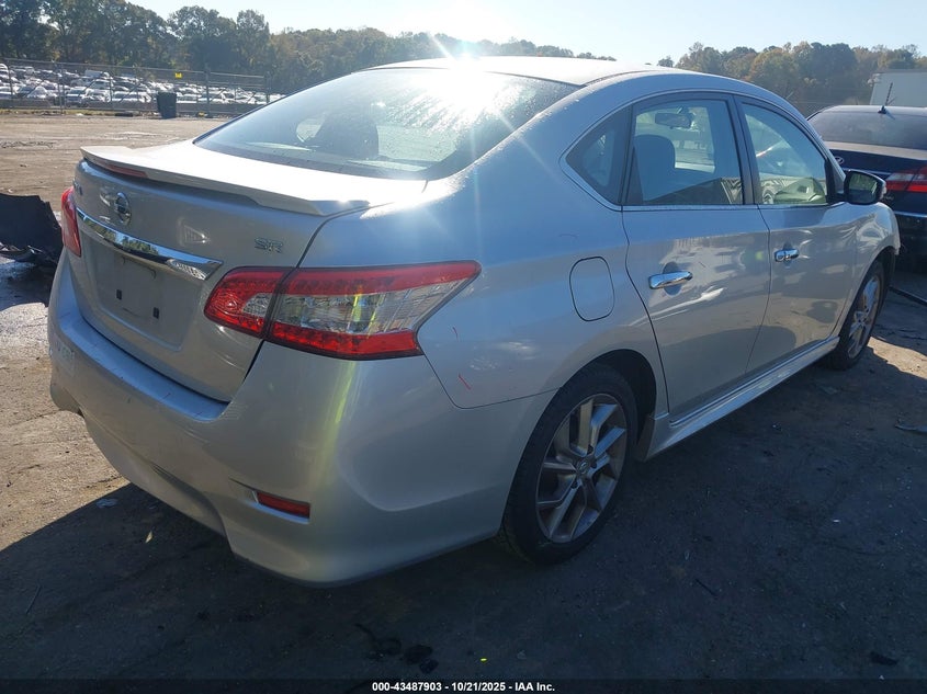 2015 NISSAN SENTRA SR 3N1AB7AP9FY301337