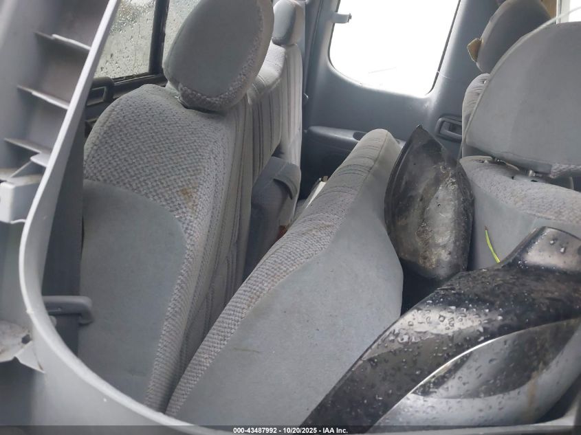 2000 Toyota Tundra Sr5 V8 VIN: 5TBBT4416YS084790 Lot: 43487992