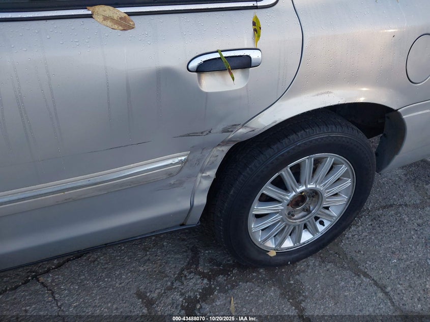 2010 Mercury Grand Marquis Ls (Fleet Only) VIN: 2MEBM7FV3AX618360 Lot: 43488070