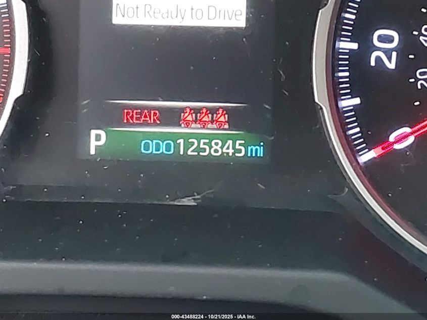 2019 Toyota Rav4 Le VIN: JTMF1RFV8KJ006737 Lot: 43488224