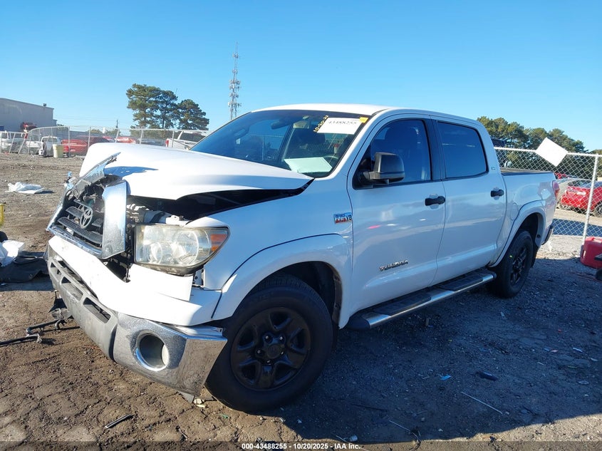 5TBEV54118S477917 2008 TOYOTA TUNDRA photo no. 2