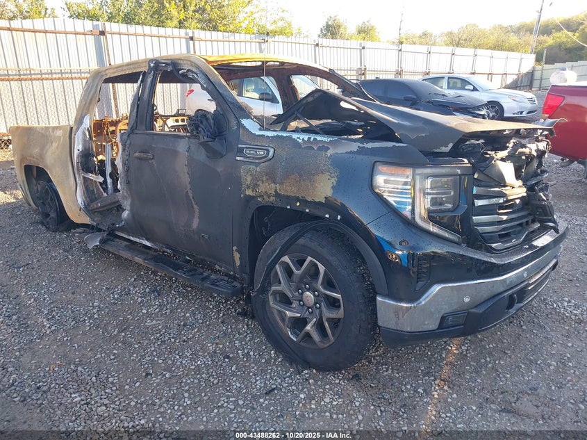 GMC SIERRA 1500 4WD SHORT BOX SLT