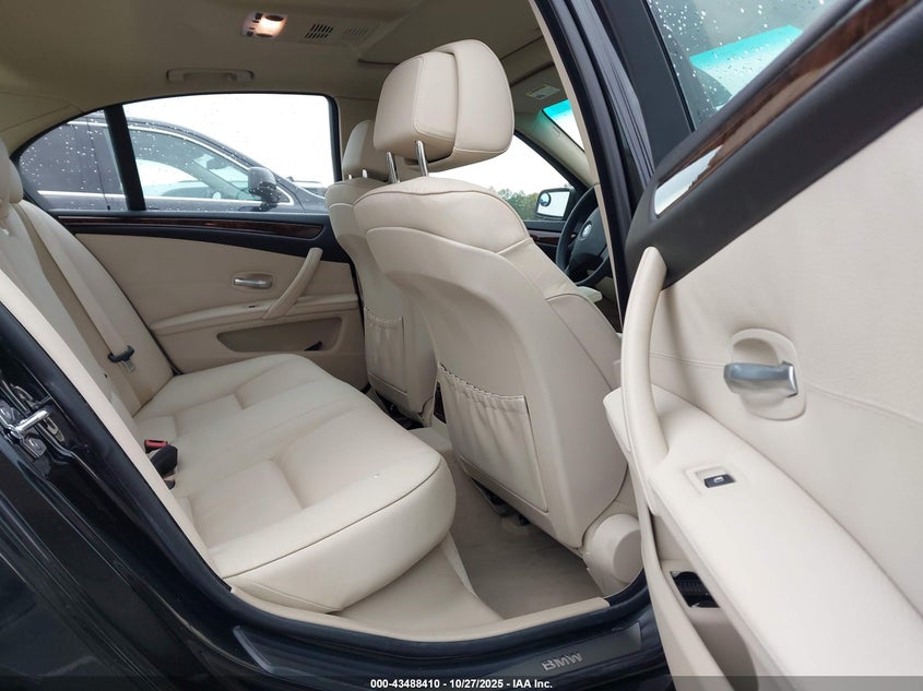 WBANU53558CT19142 2008 BMW 5ER photo no. 8