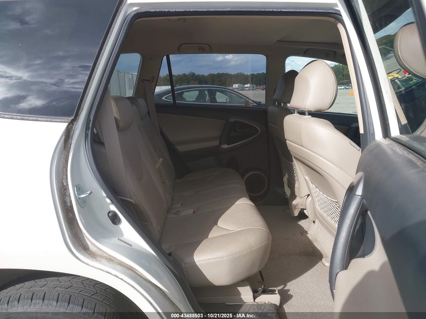 2007 Toyota Rav4 Limited V6 VIN: JTMBK31V175022536 Lot: 43488503