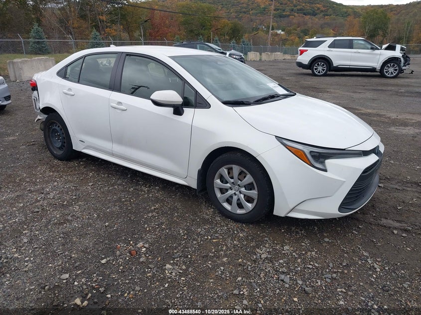 TOYOTA COROLLA HYBRID LE