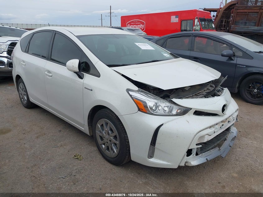 TOYOTA PRIUS V FOUR