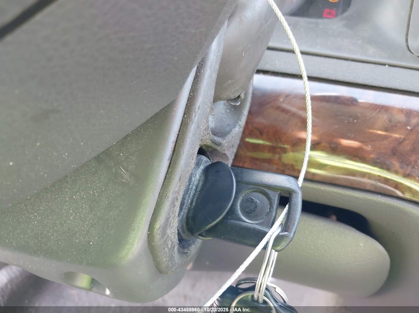 2008 Mercury Grand Marquis Ls VIN: 2MEHM75V28X610627 Lot: 43488960