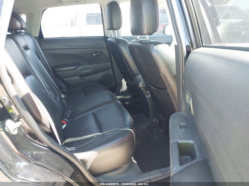 2017 Mitsubishi Outlander Sport 2.0 Es/2.0 Le VIN: JA4AP3AU3HZ035488 Lot: 43488975