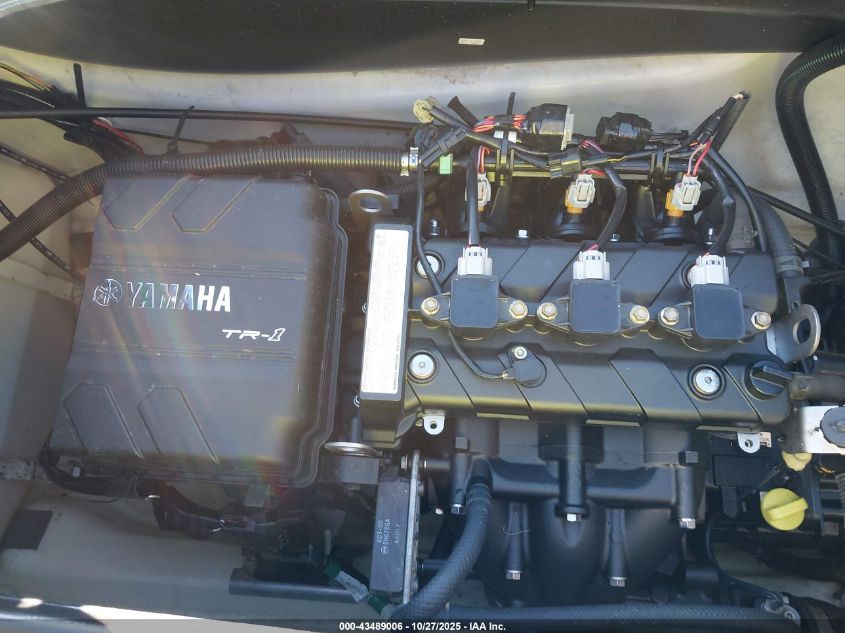 2016 Yamaha Other VIN: YAMA2525C616 Lot: 43489006